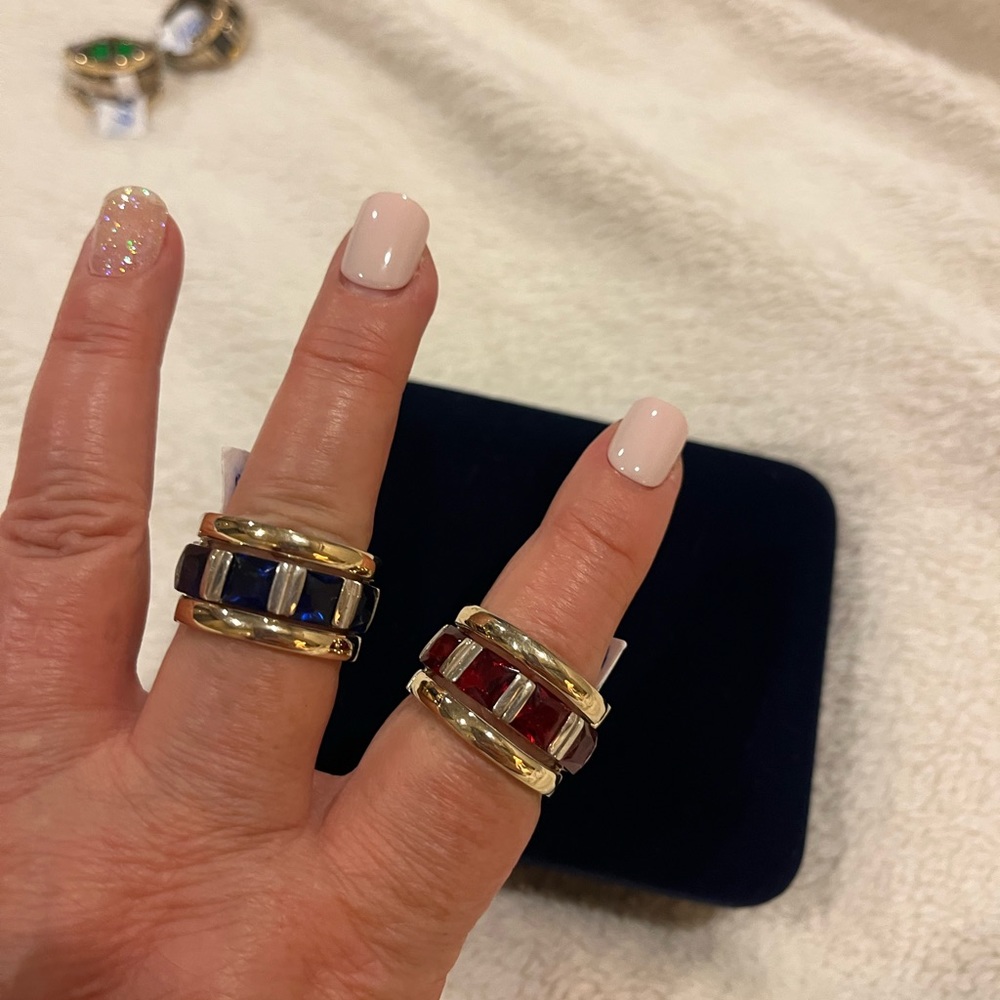 Beautiful rings in 18K Gold and silver 925 , this ring can use tree ways